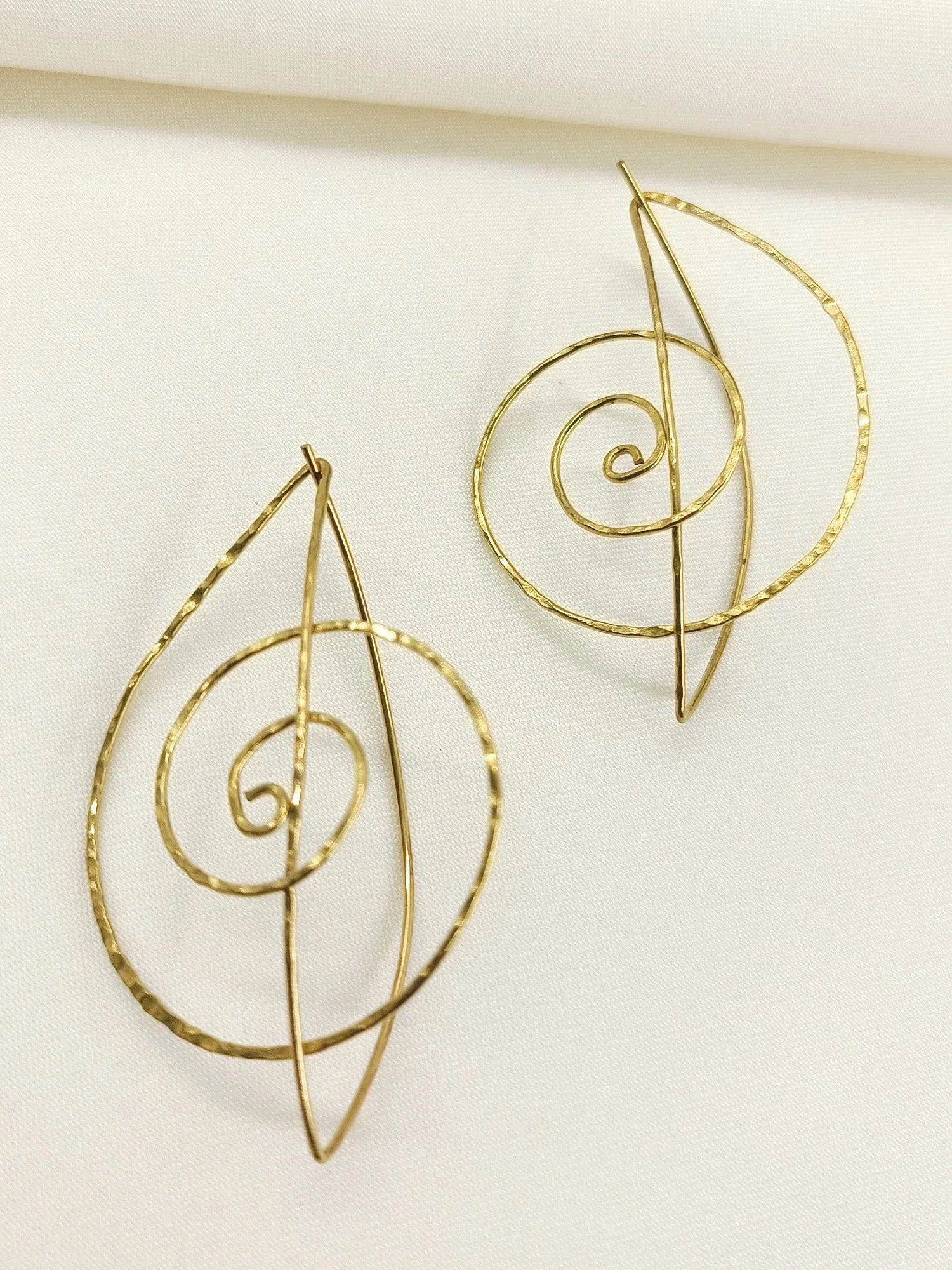 Nimare Golden Western Earrings