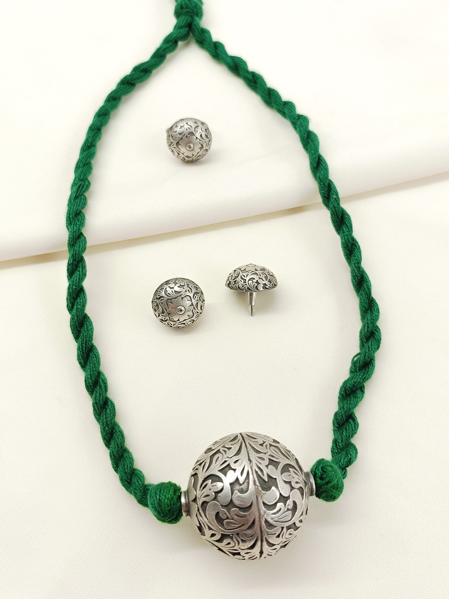 Ilina Green Oxidized Pendant Set With Ring
