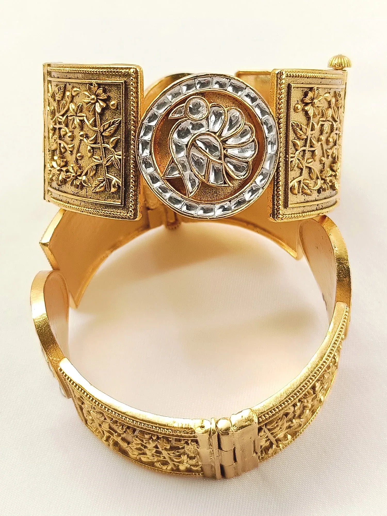 Rashi White Kundan Kada Pair