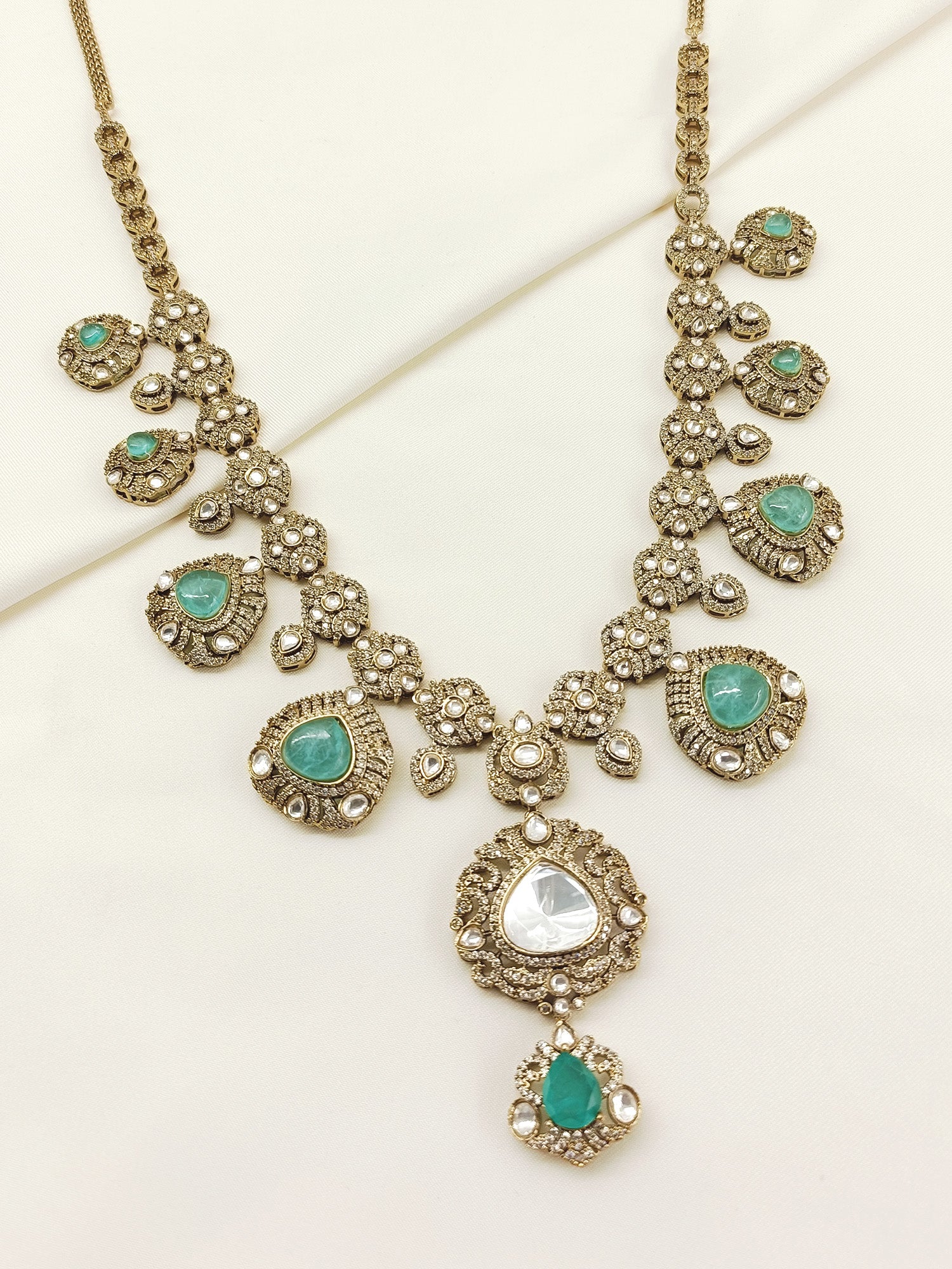 Rishi Mint Green Victorian Groom Neckpiece