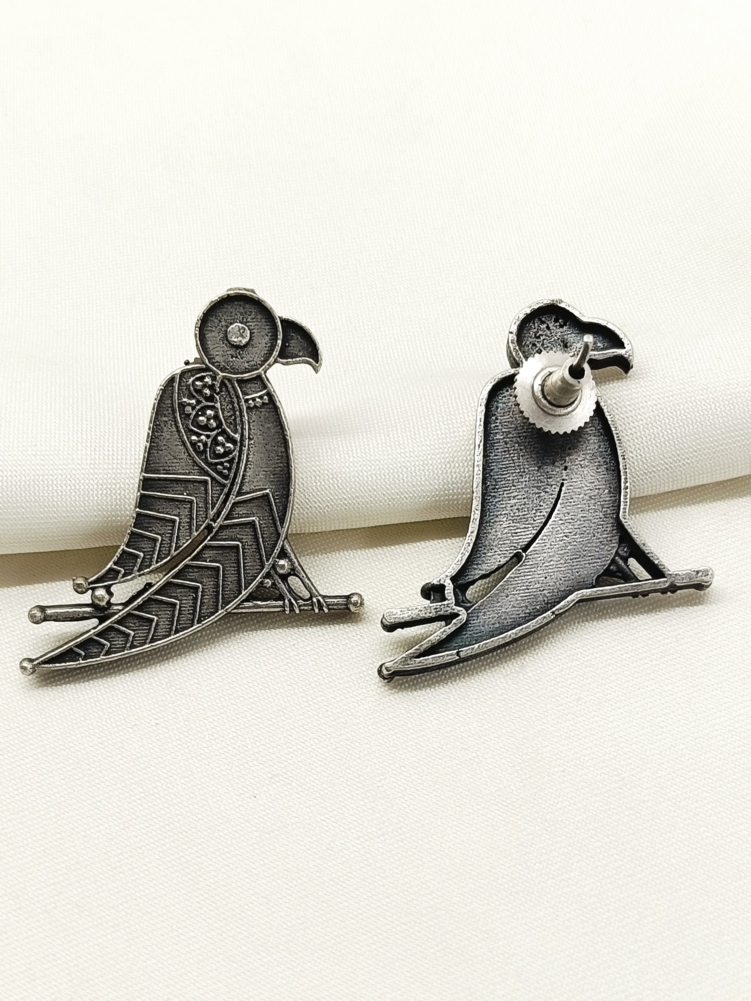 Samyuta Plain Oxidized Tops