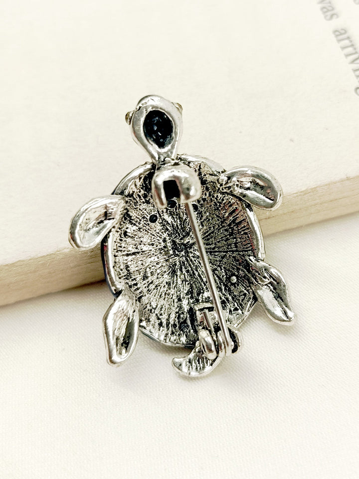 Azalea Tortoise Men's Brooche