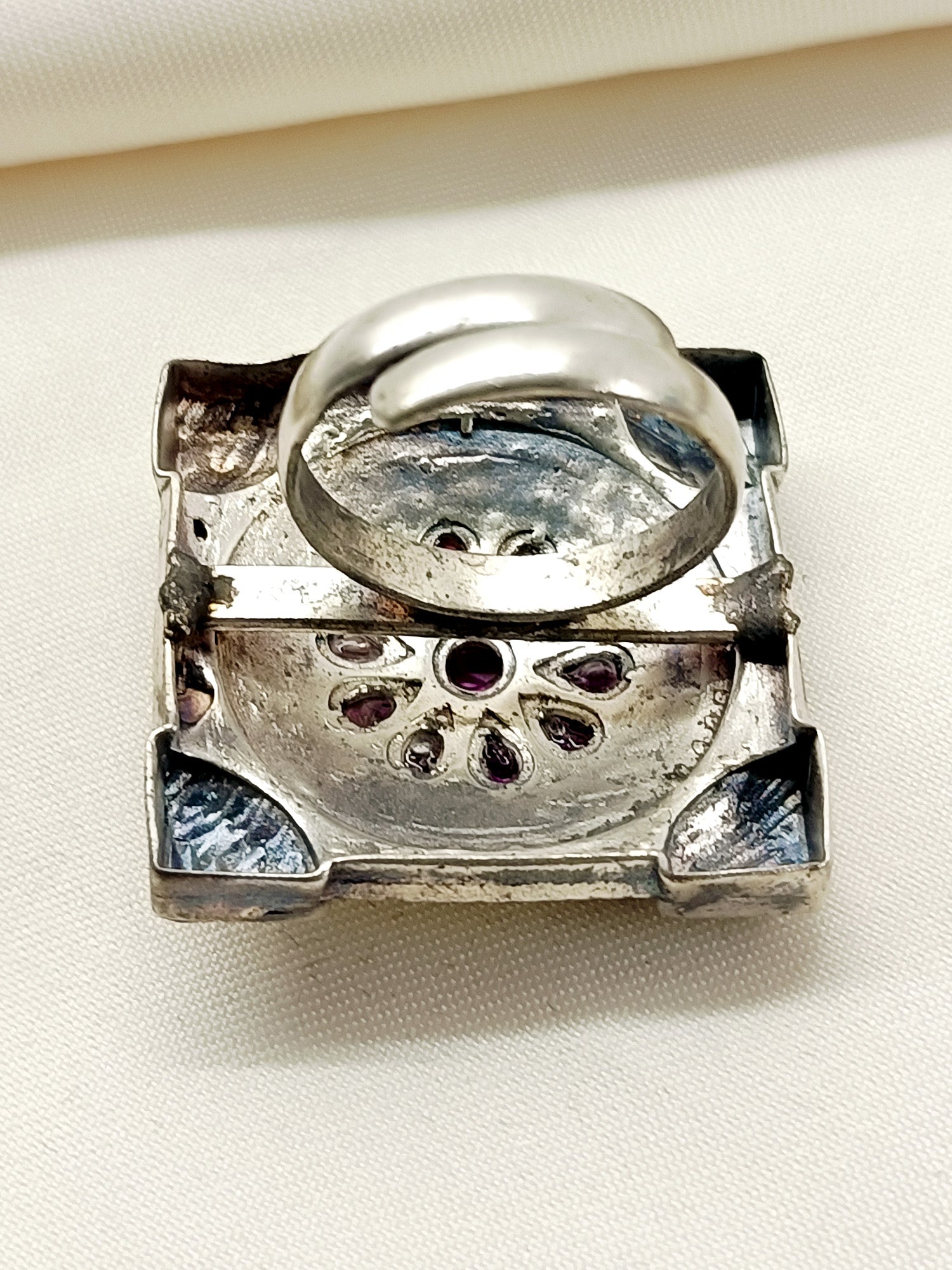 Ekanshi Ruby Oxidized Finger Ring