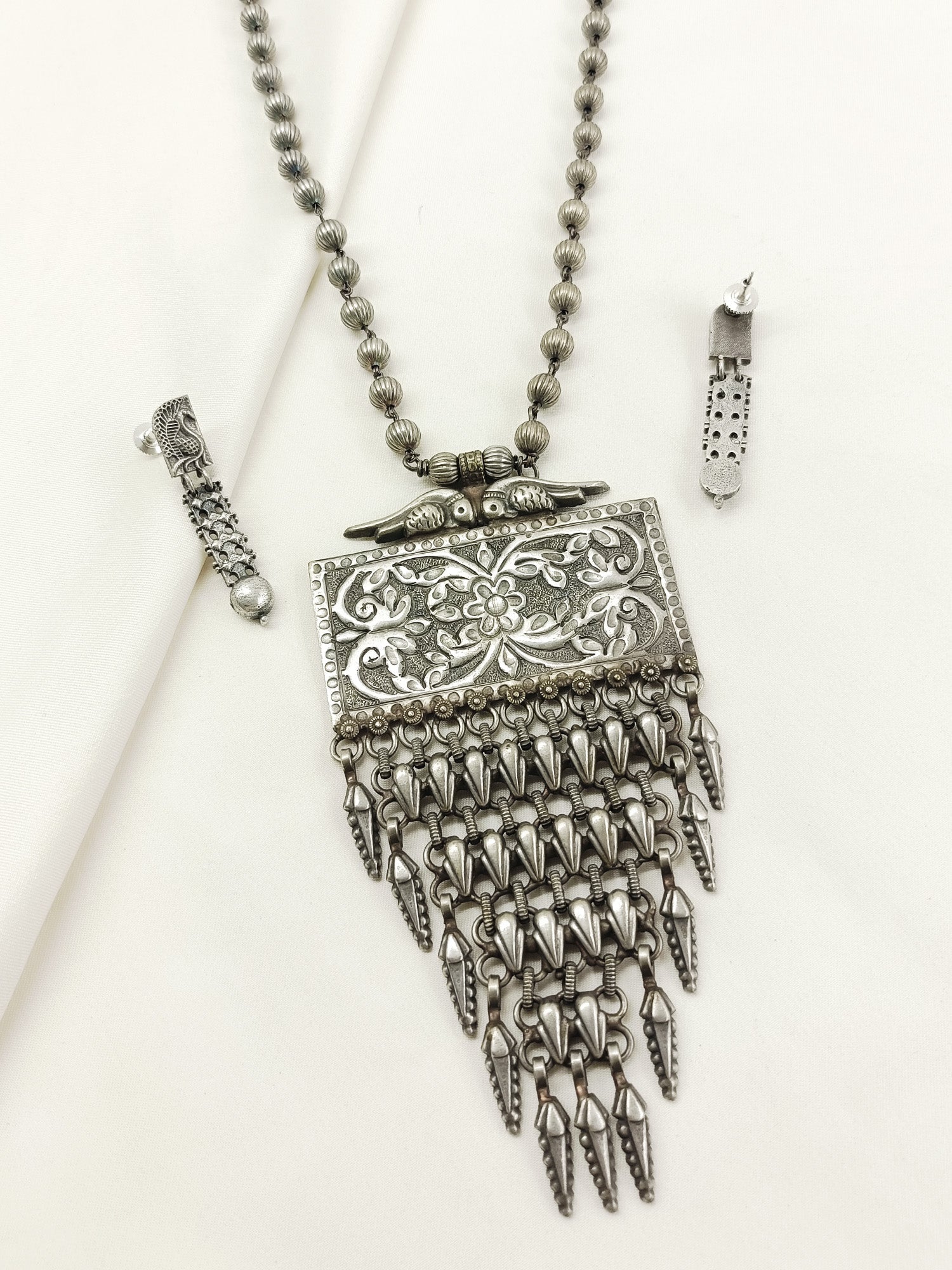 Qaynat Plain Oxidized Necklace Set