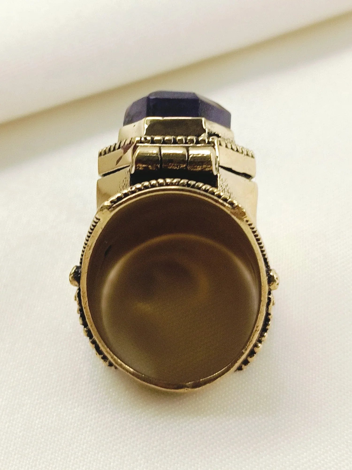 Diya Purple Western Finger Ring