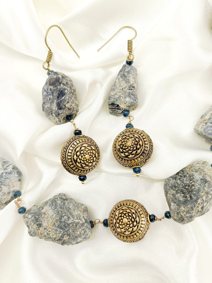 Hanaya Black Natural Stone Necklace Set