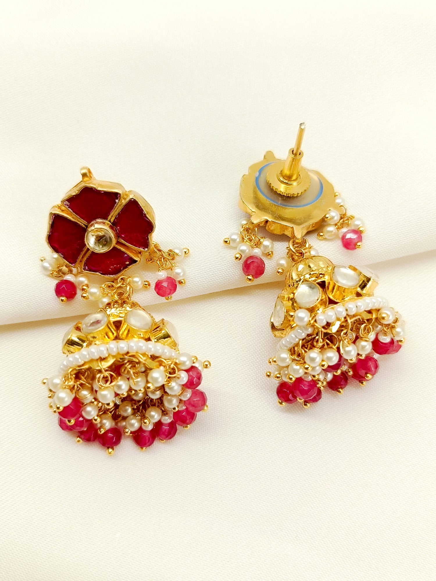 Prahati Majenta Kundan Jhumki