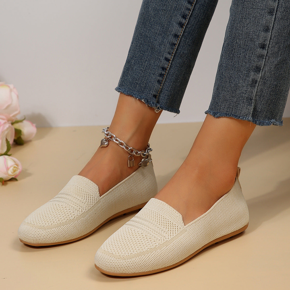 Women's Wide Width Casual Flat Slip On Shoes Breathable Knit Low Cut Soft Sole Comfort