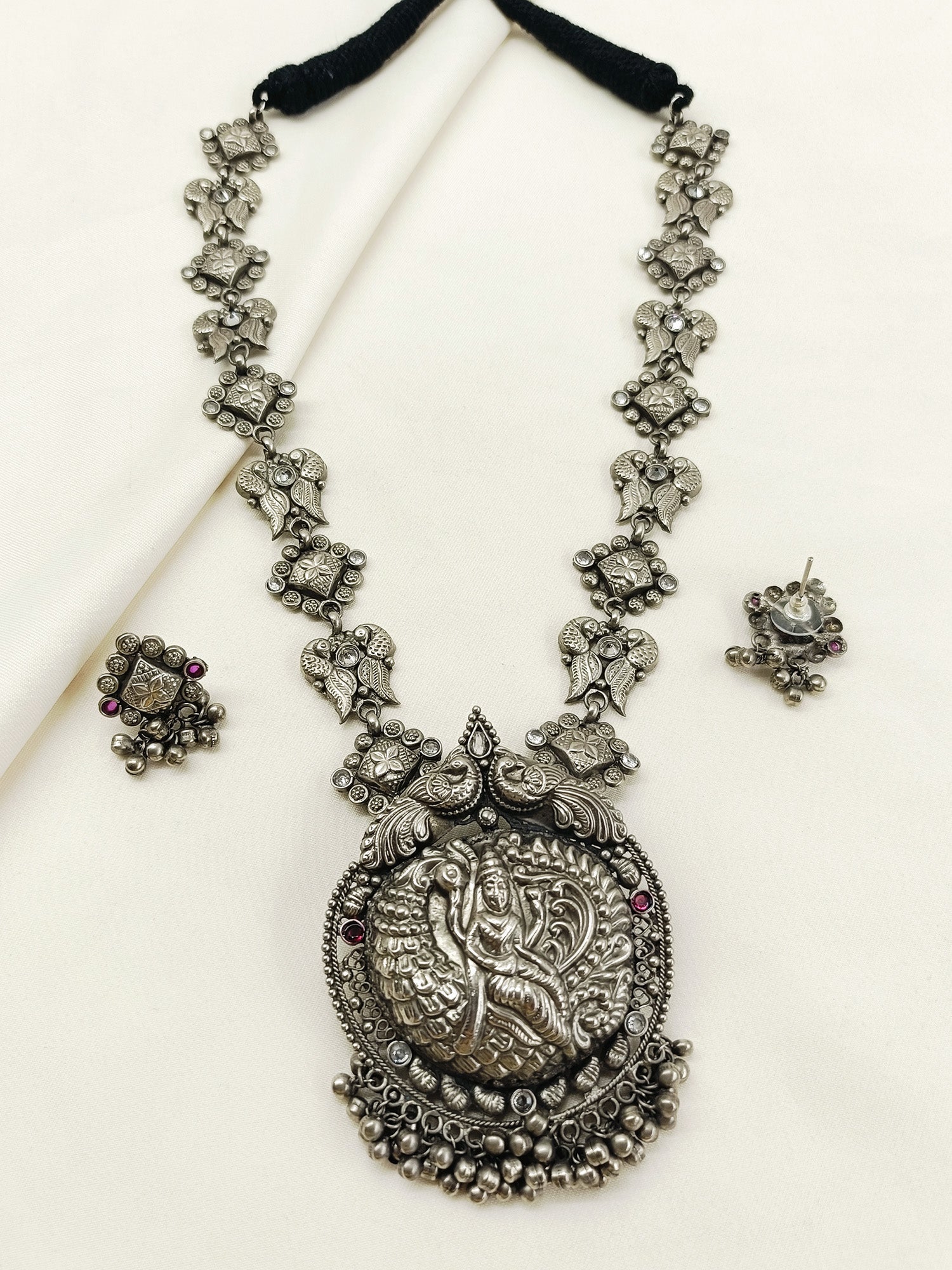 Krshnavi Plain Oxidized Necklace Set
