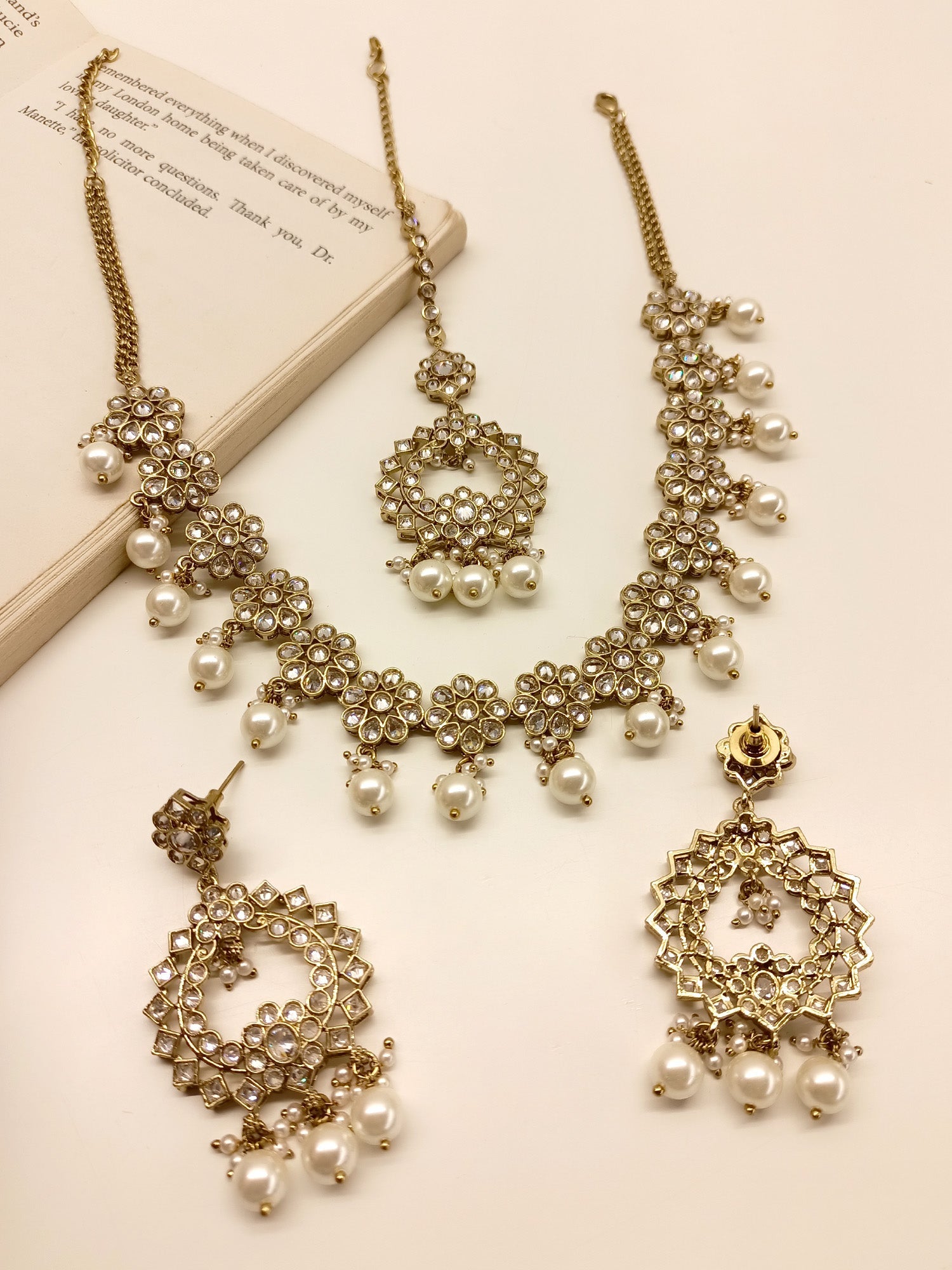 Anokhi White Polki Necklace Set - qivii