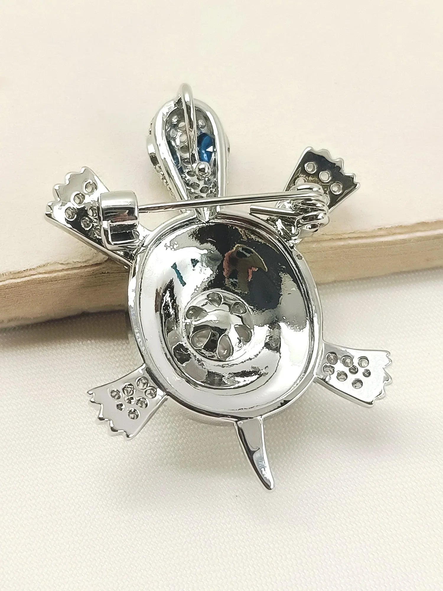 Amla White Pearl Turple Brooch