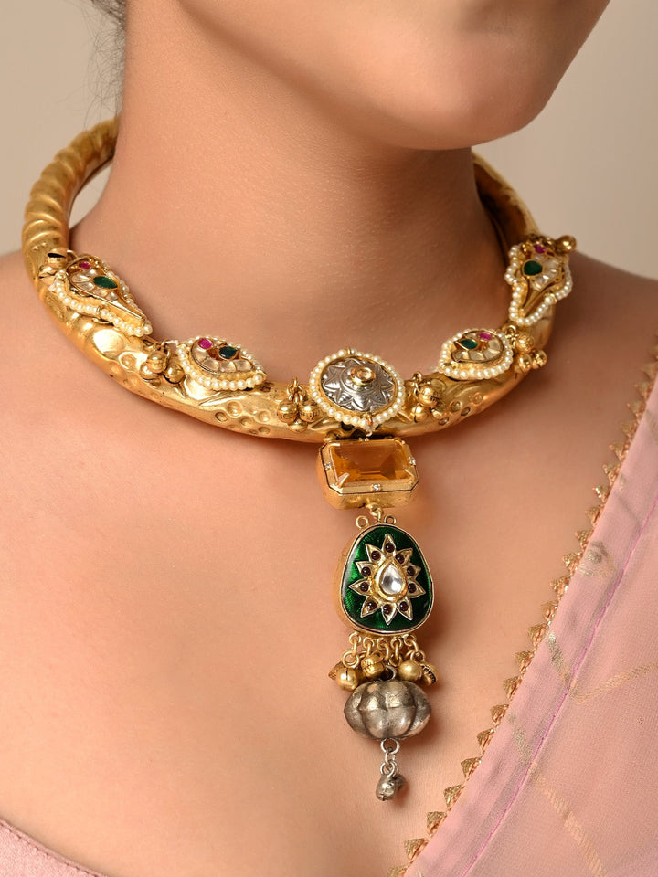 Anne R & G Hasli Style Boutique Neckpiece