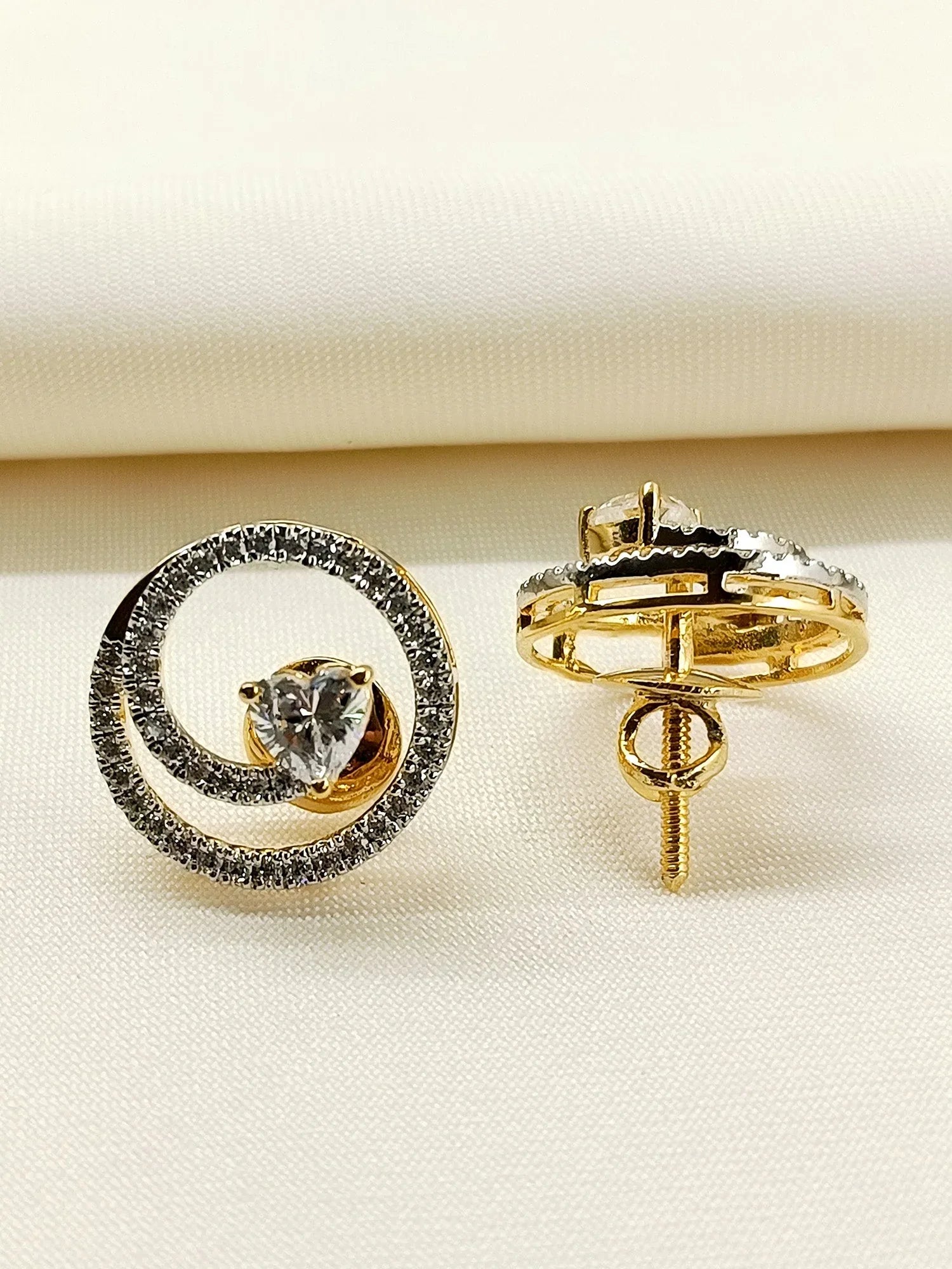 Echo 92.5 Silver Swarovski Stone Tops
