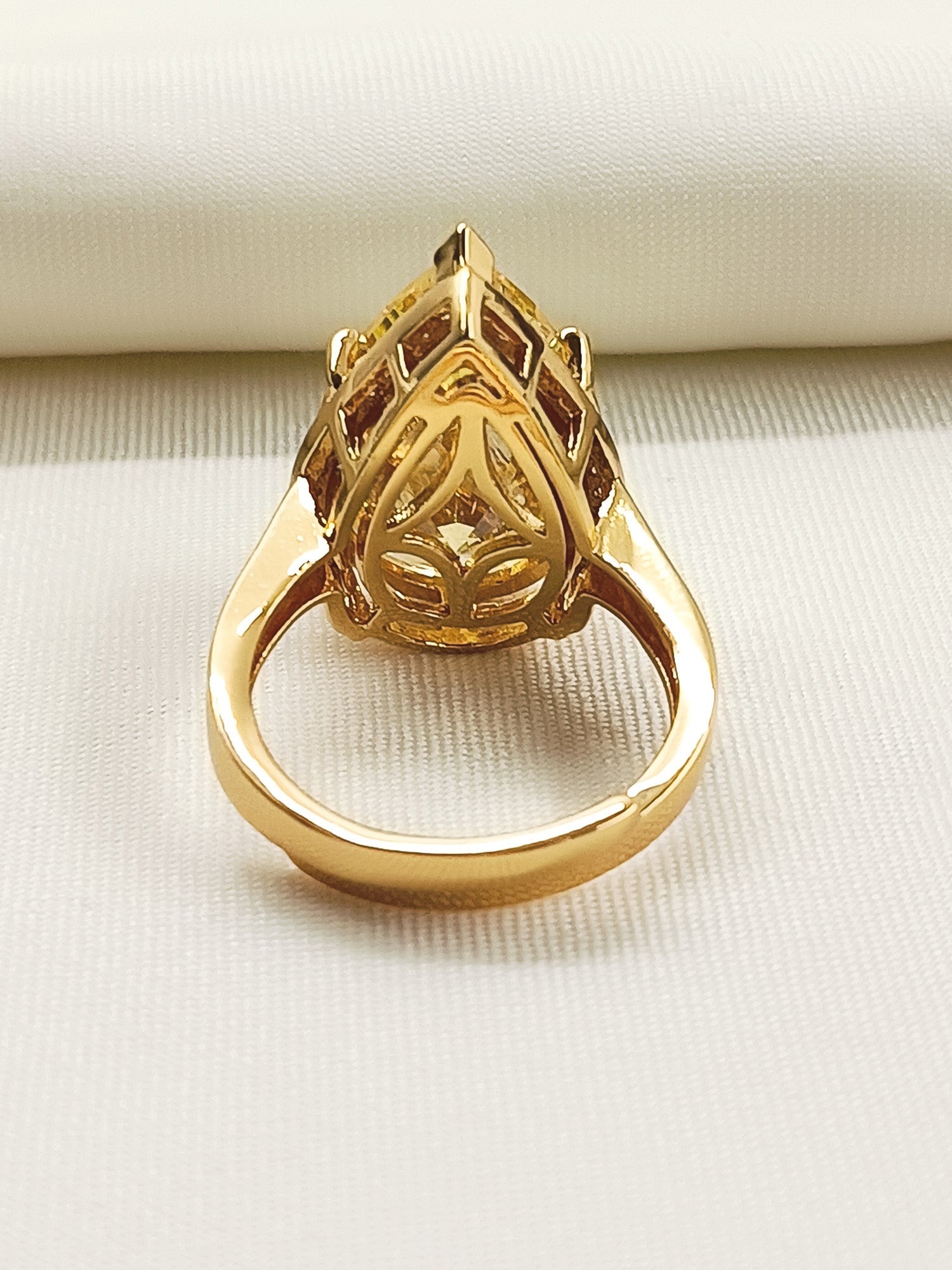 Kimora Yellow American Diamond Finger Ring