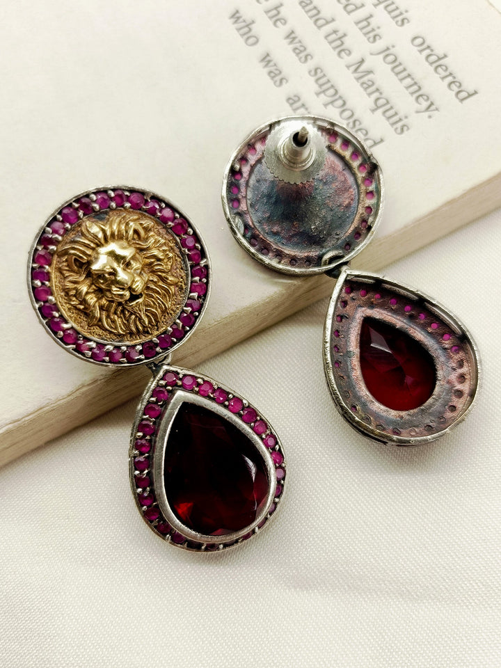 Setia Maroon Lion Oxidized Earrings