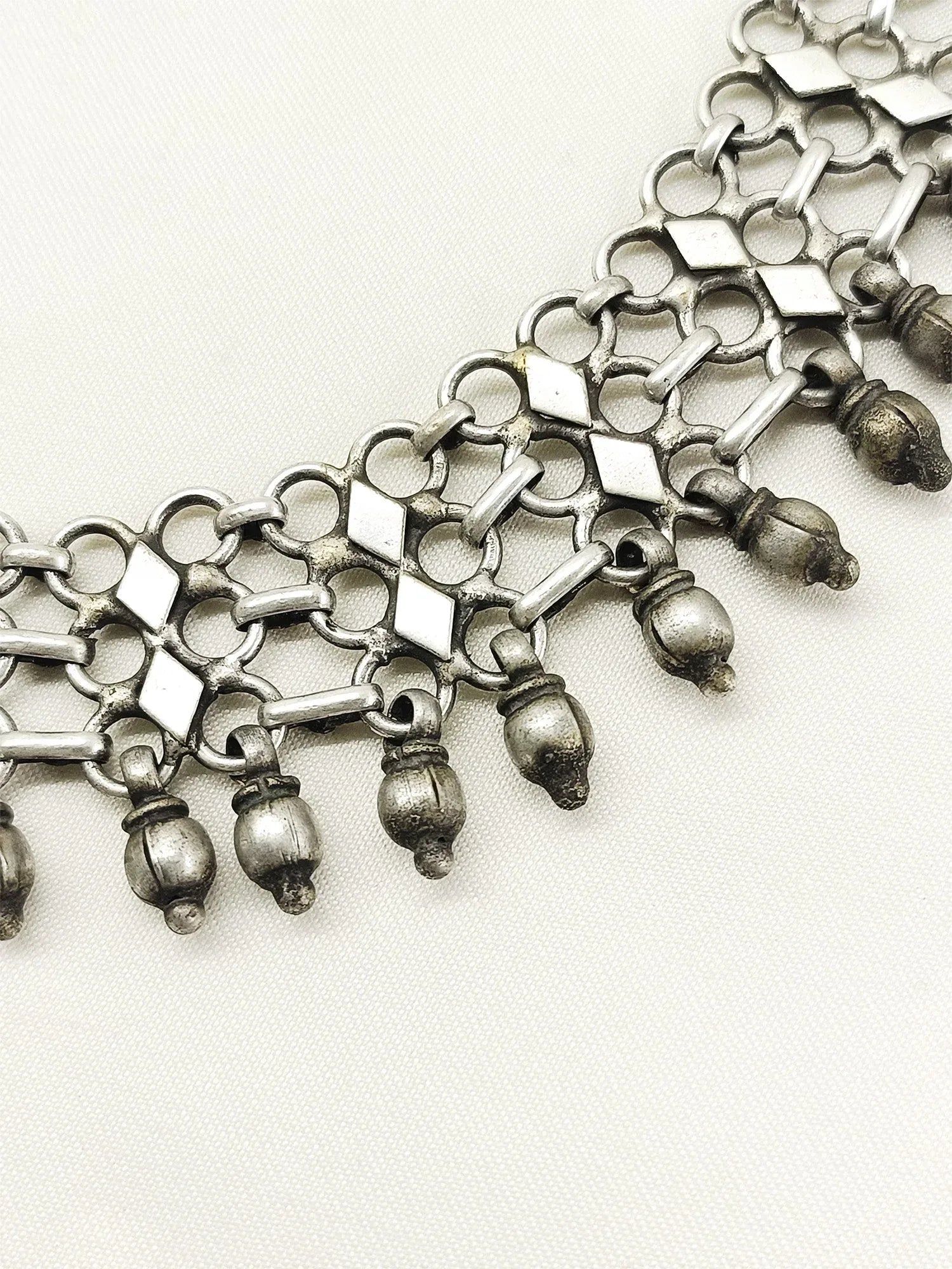 Xaina Plain Men's Neckpiece