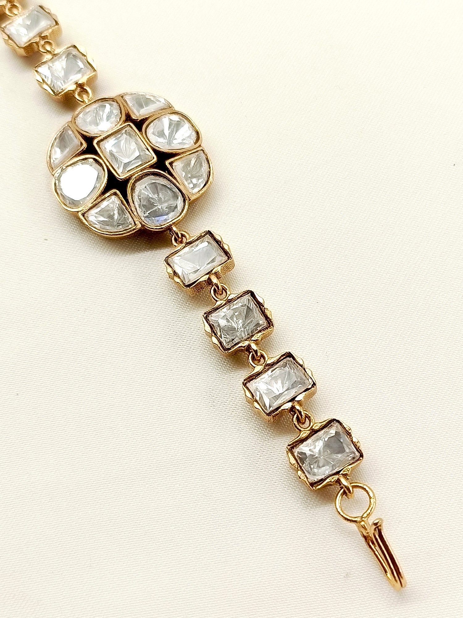 Pushma White Kundan Bracelet