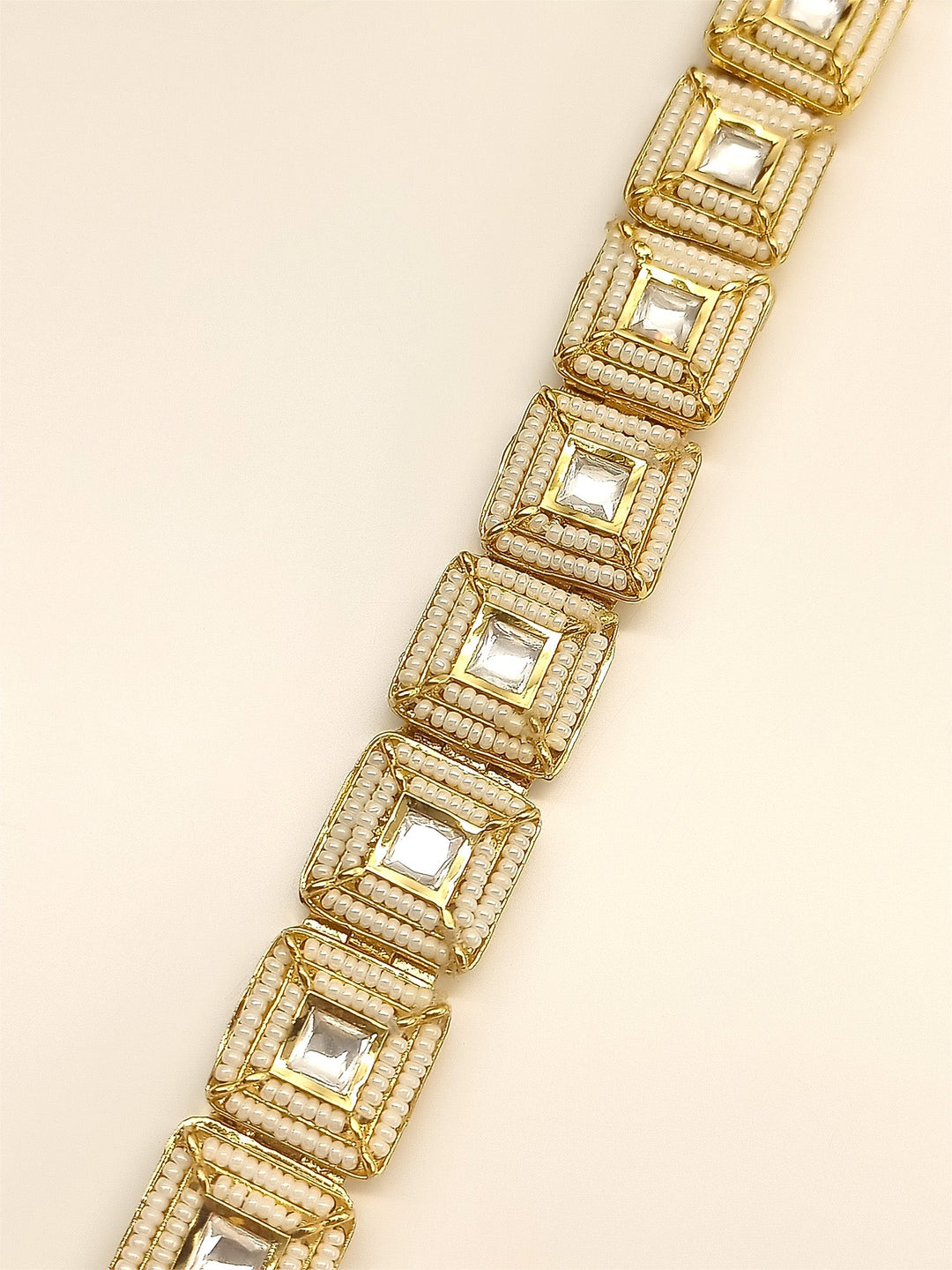 Aashi White Gold Plated Kundan Bracelet