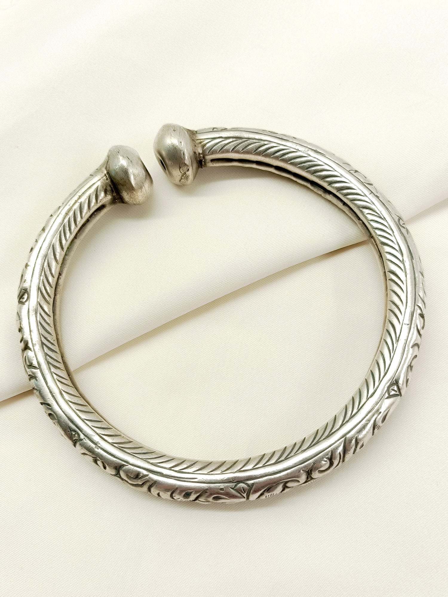 Dhriti Oxidized Silver Anklet [Price Is For Single Piece]