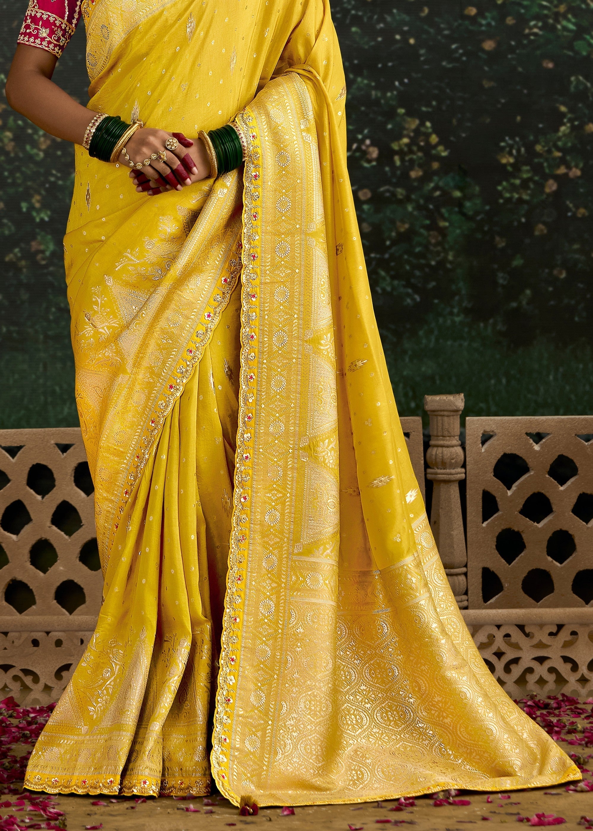 Yellow and Meganta Viscose silk Saree with Zari work - qivii