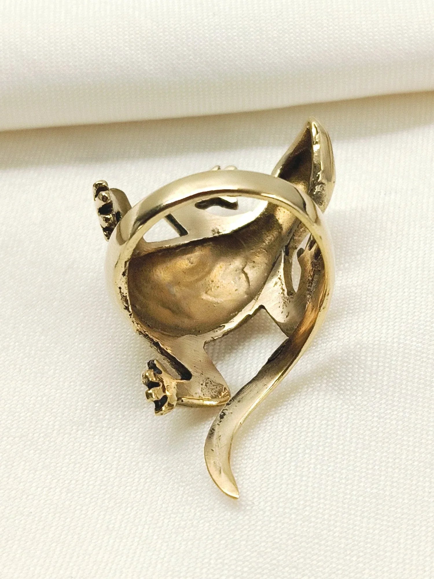Louise Golden Western Finger Ring