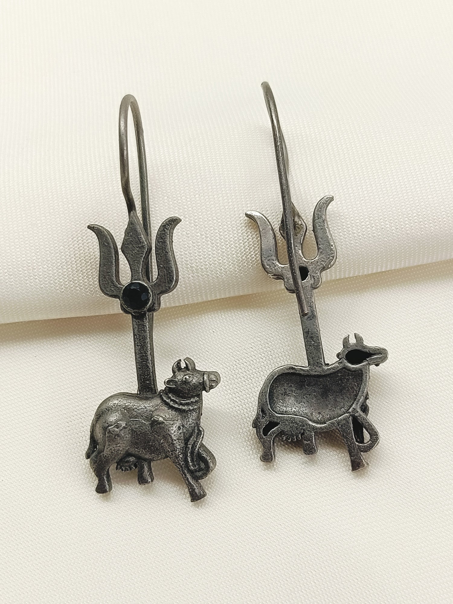 Aaditya Black Oxidized Earring