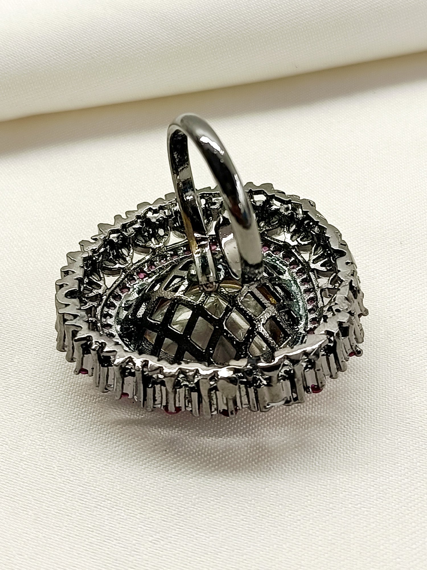 Paraman Ruby Victorian Finger Ring