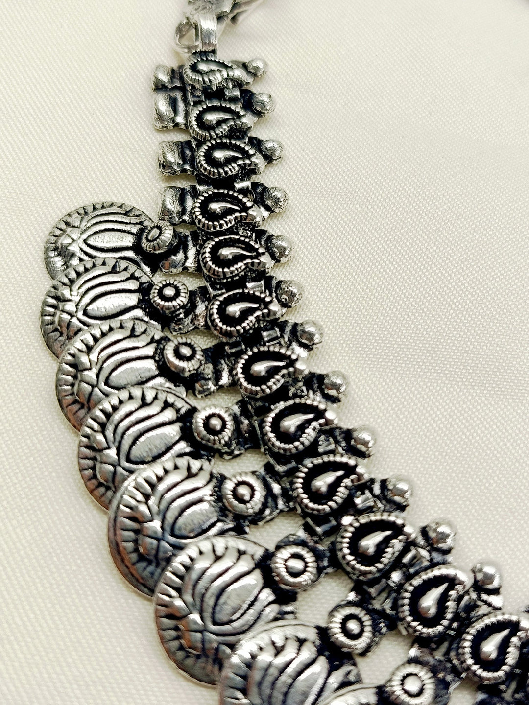 Beautiful Mohi Oxidized Silver Anklet with intricate floral and leaf designs