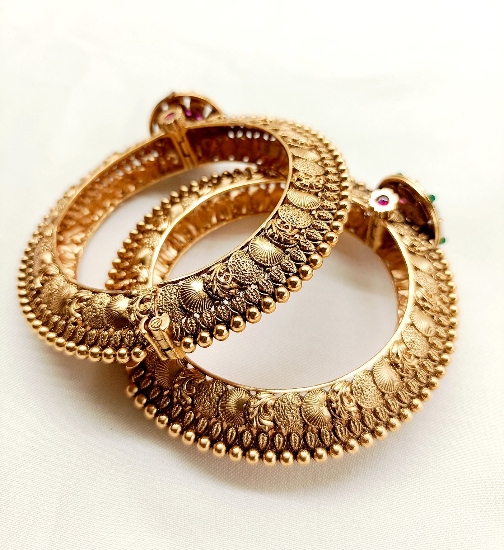 Shams M & G Antique Bangle