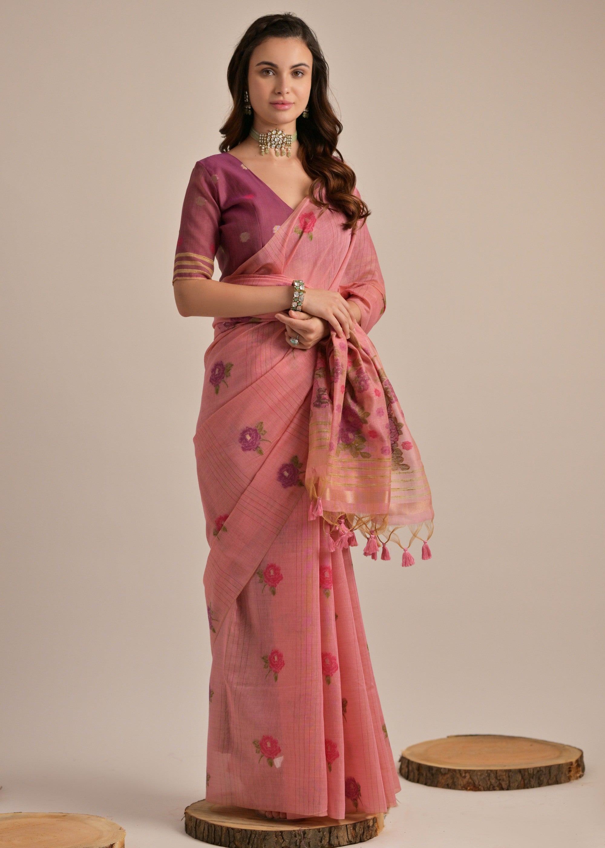 Coral Pink Thread Woven Cotton Saree With Contrast Blouse - qivii