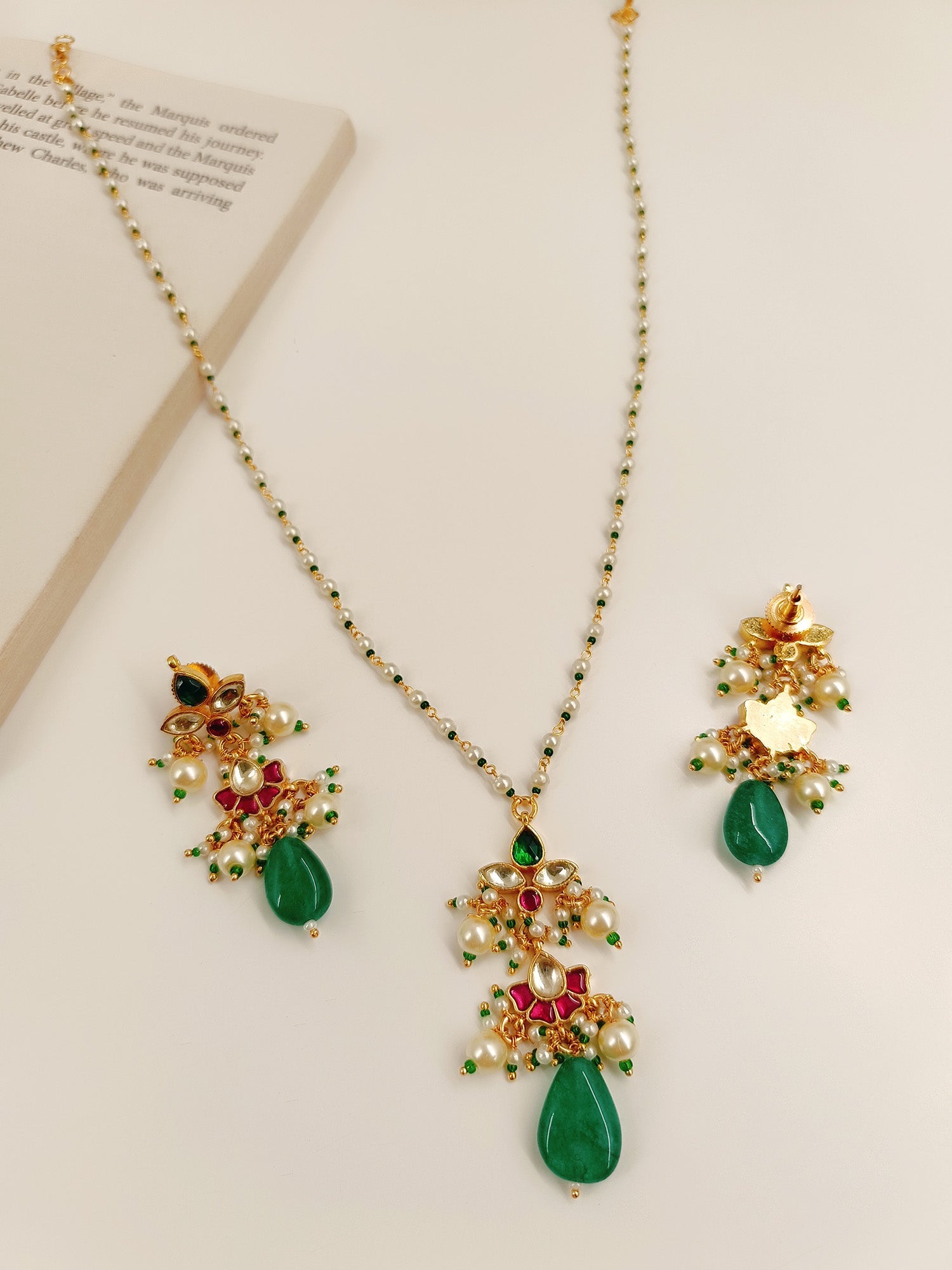 Ravalee M & G Kundan Pendant Set - qivii