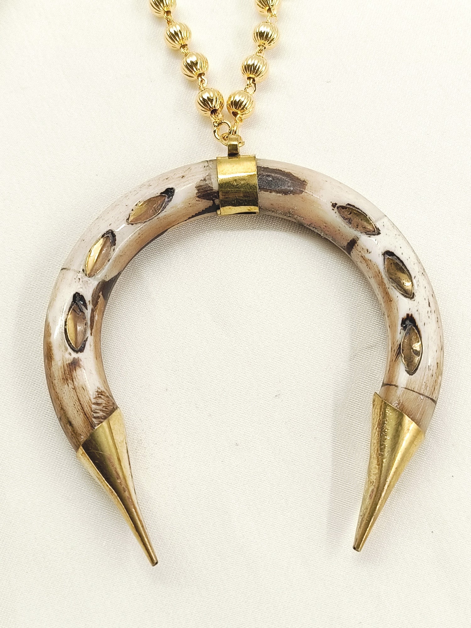 Arfa Brown Bone Neckpiece