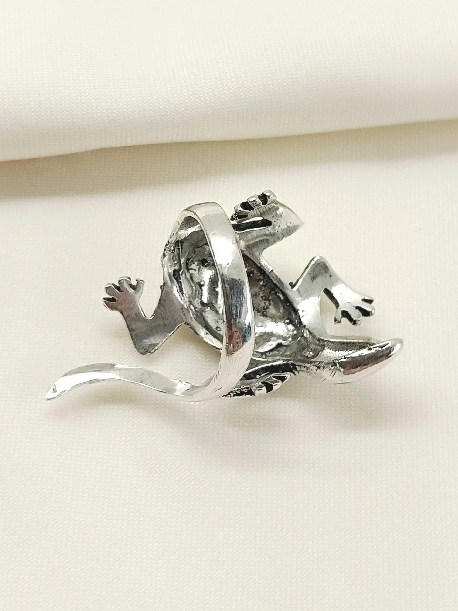 Noemie Silver Western Finger Ring