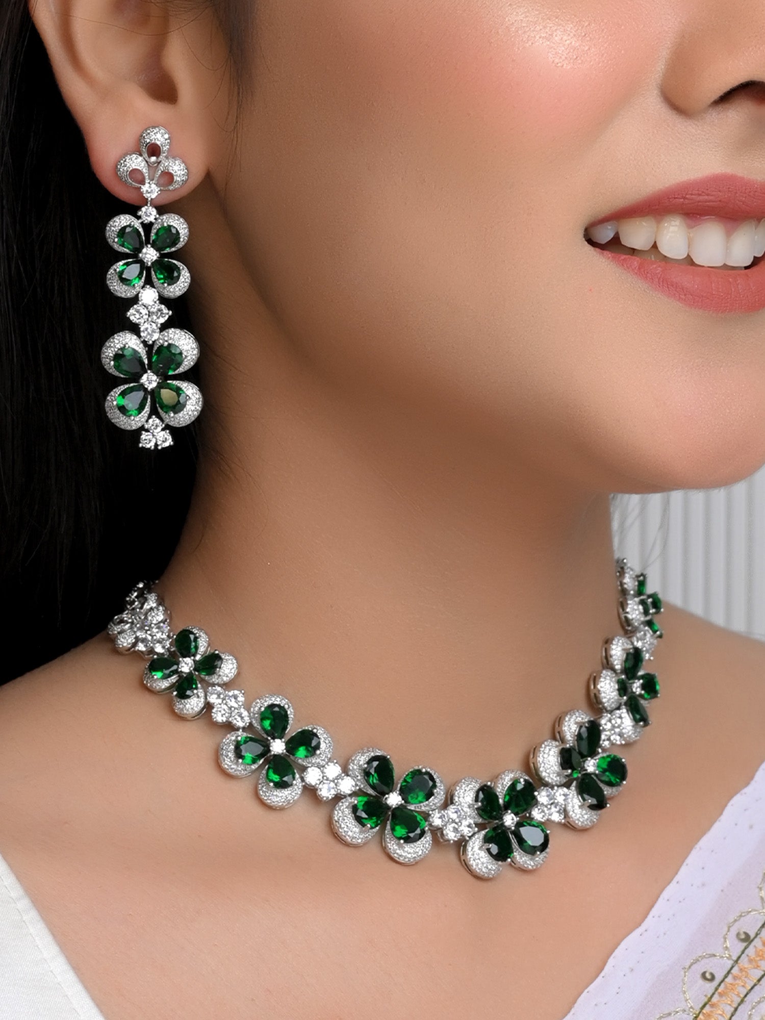 Husna Diamonds Green Emerald Necklace Set - qivii