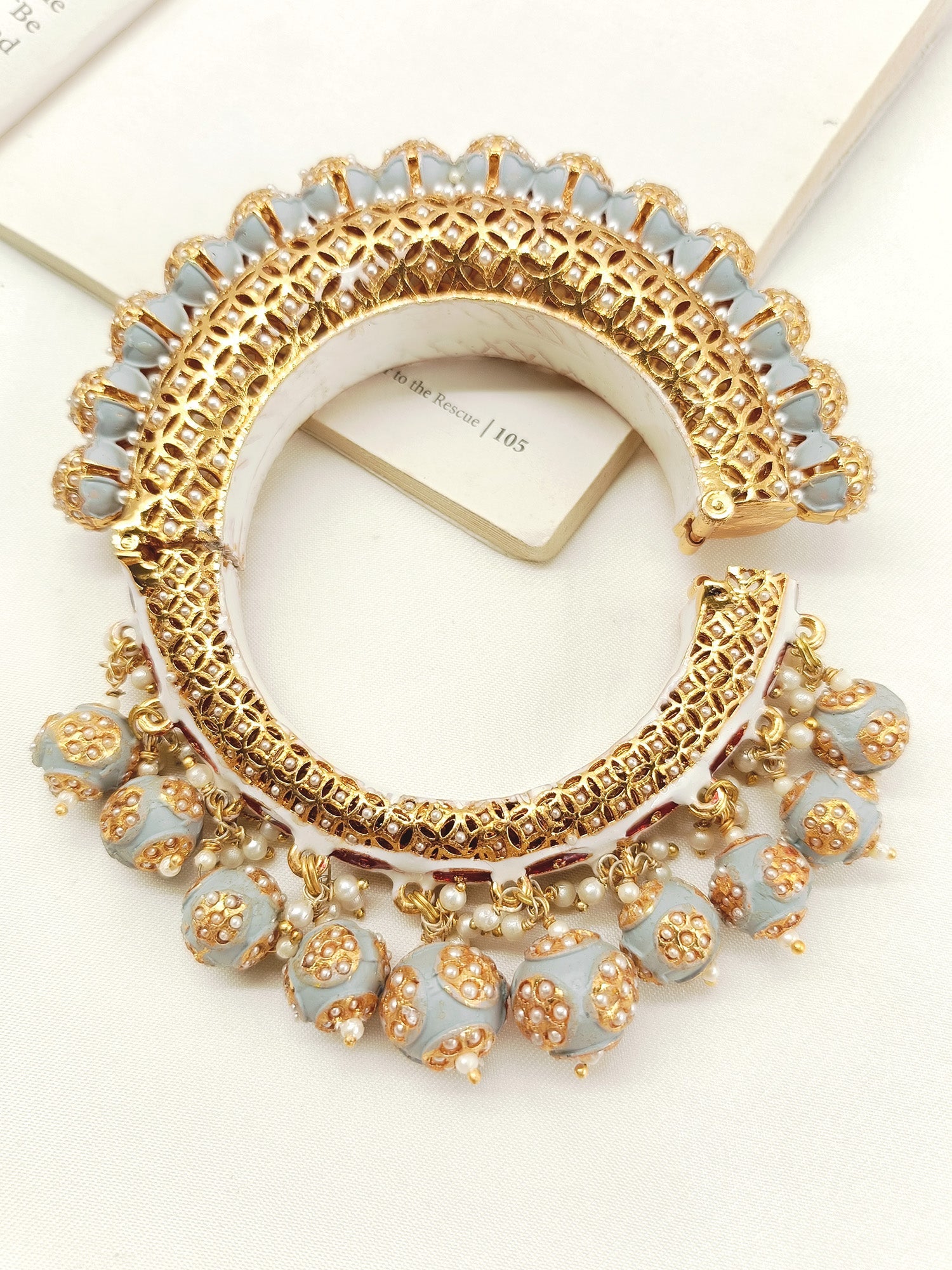 Jyotsana Grey Antique Kada