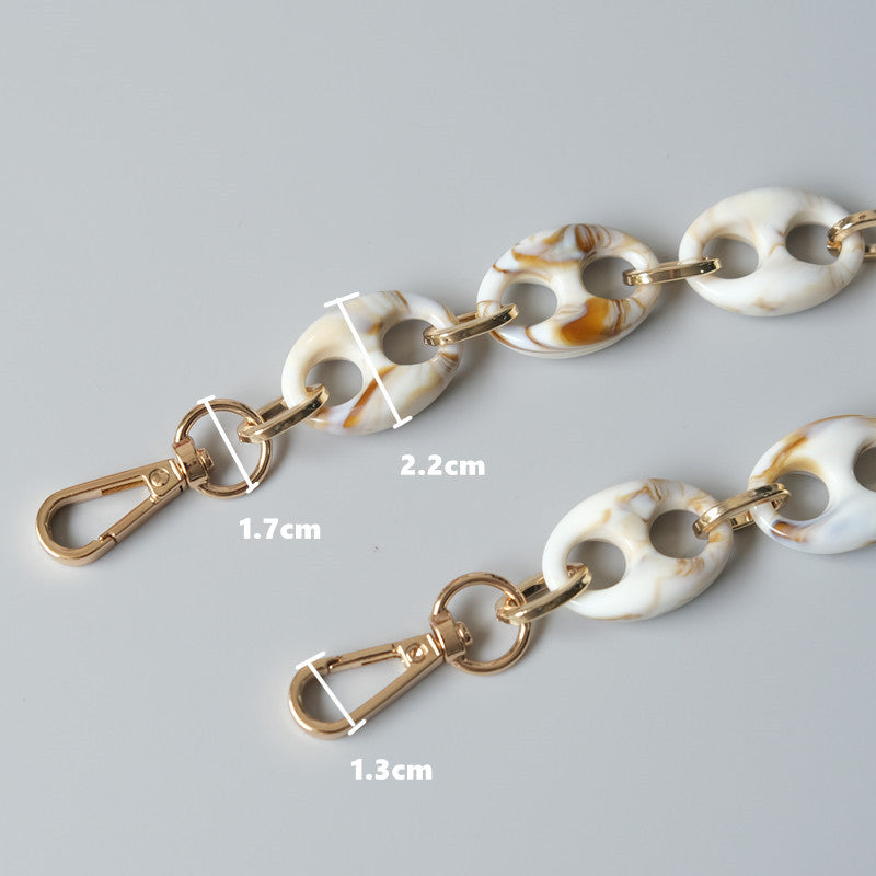 Ounamei Leopard Acrylic Pig Nose Chain Strap