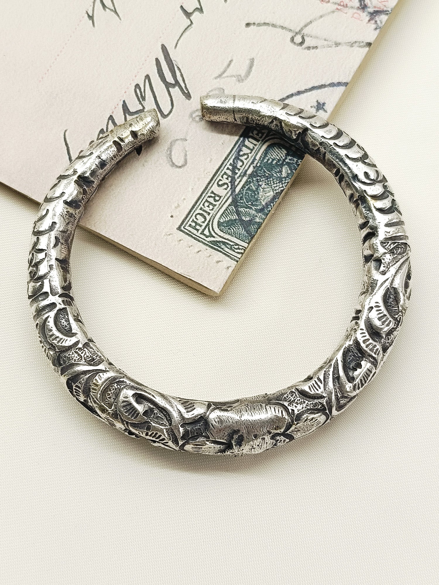 Yeliz Plain Oxidized Bracelet