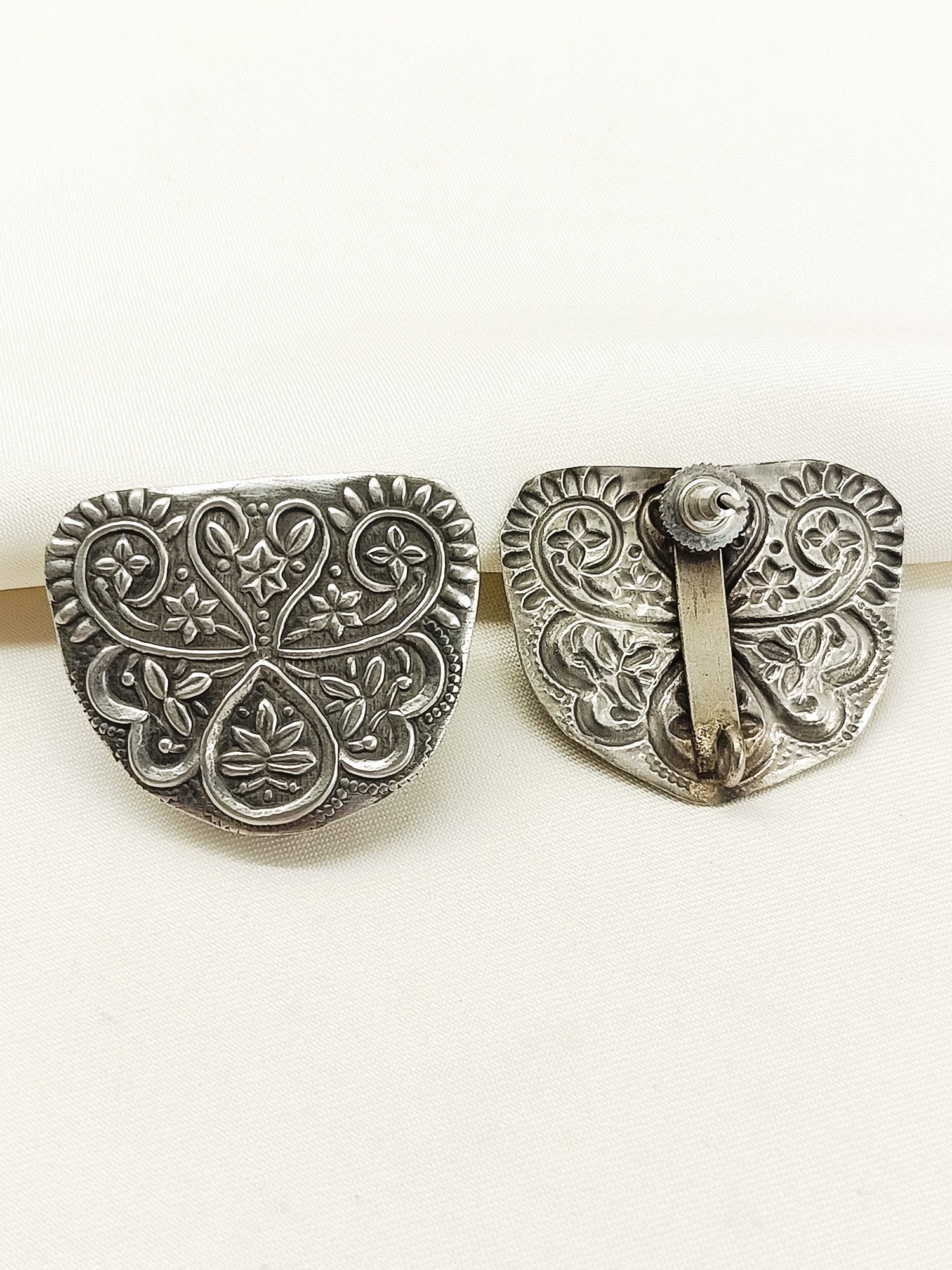 Nivasini Plain Oxidized Tops