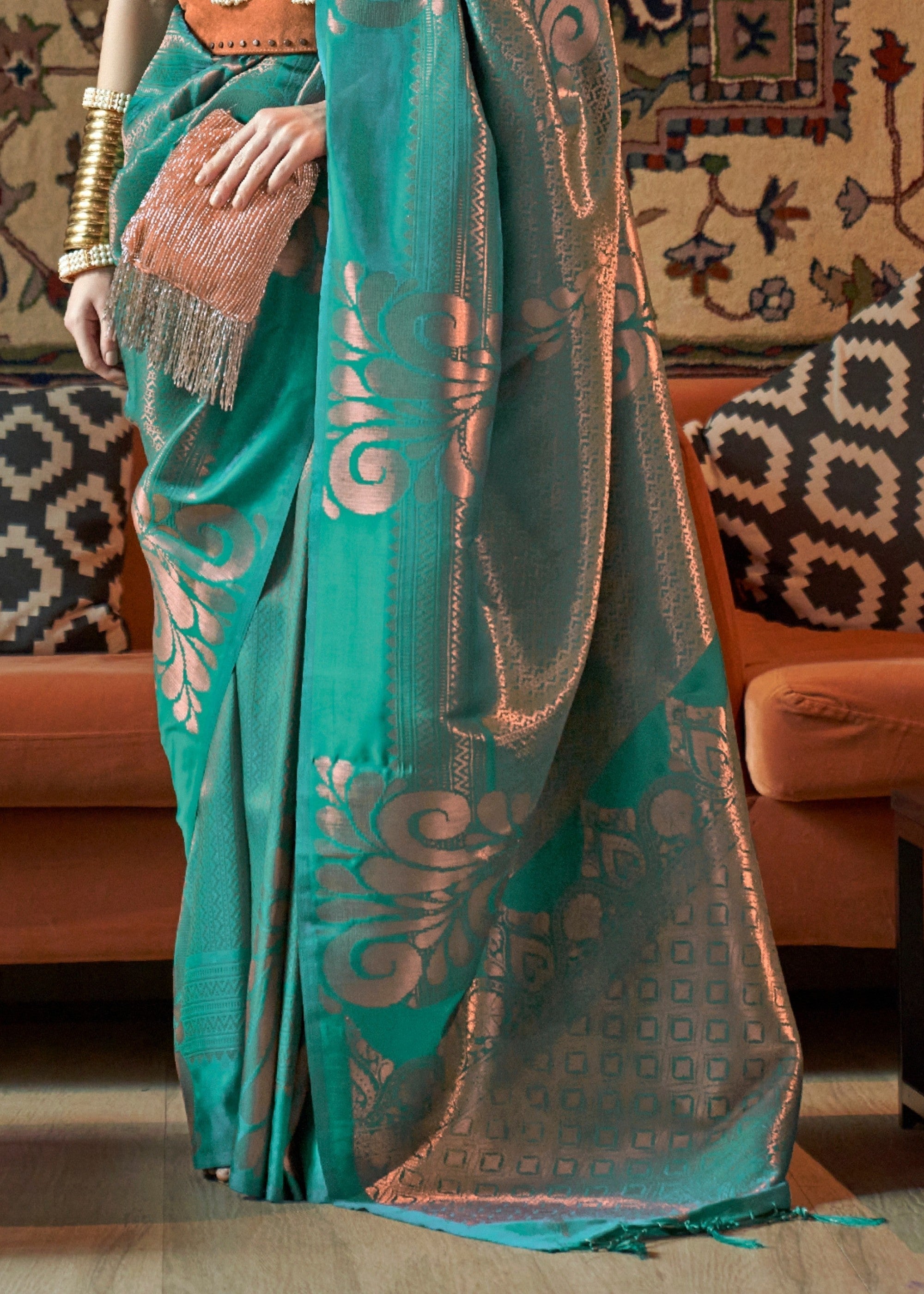 Turquoise Copper Zari Handloom Weaving Saree - qivii
