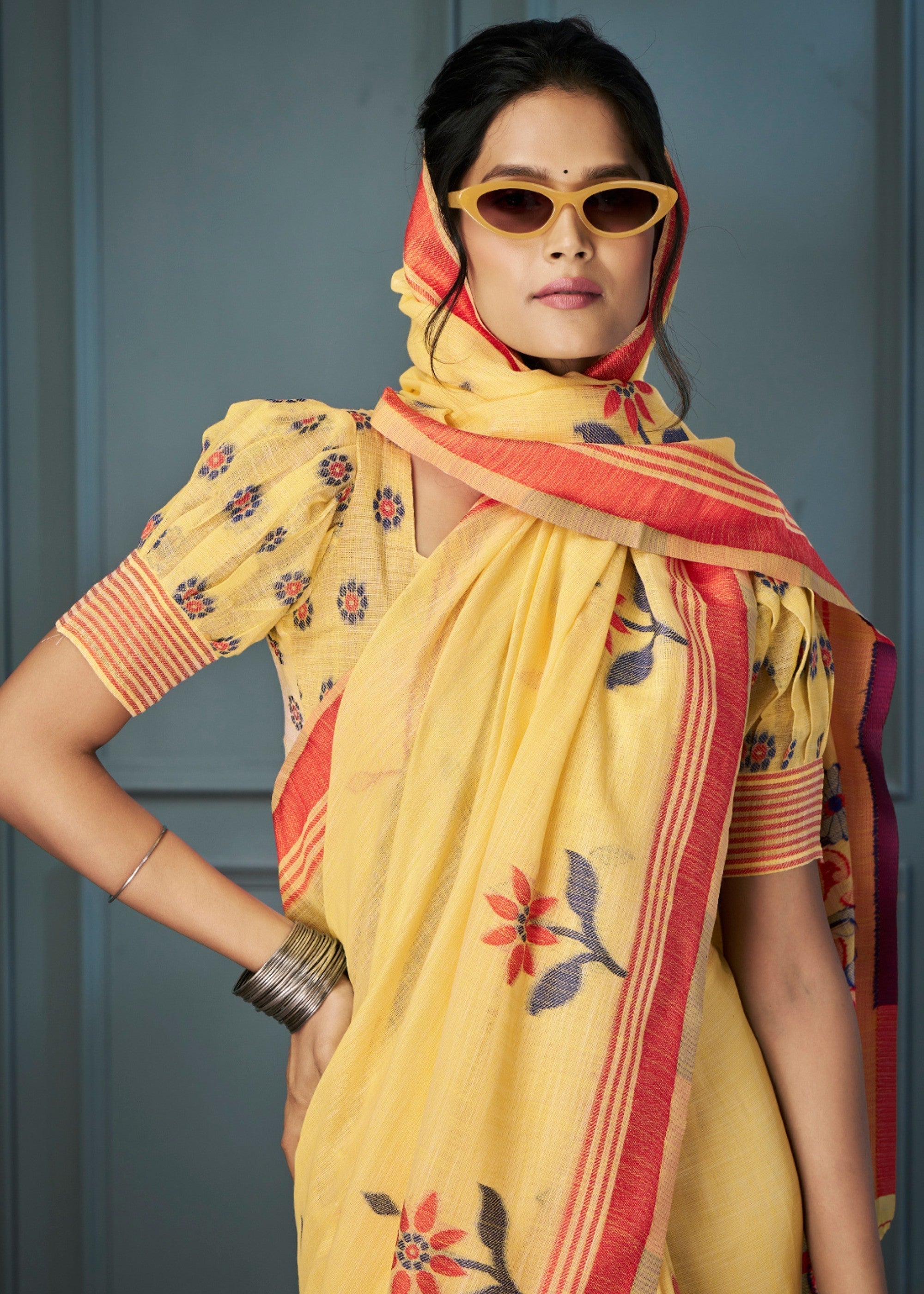Bright Yellow Handloom Linen Silk Saree with Beautiful Weaving - qivii