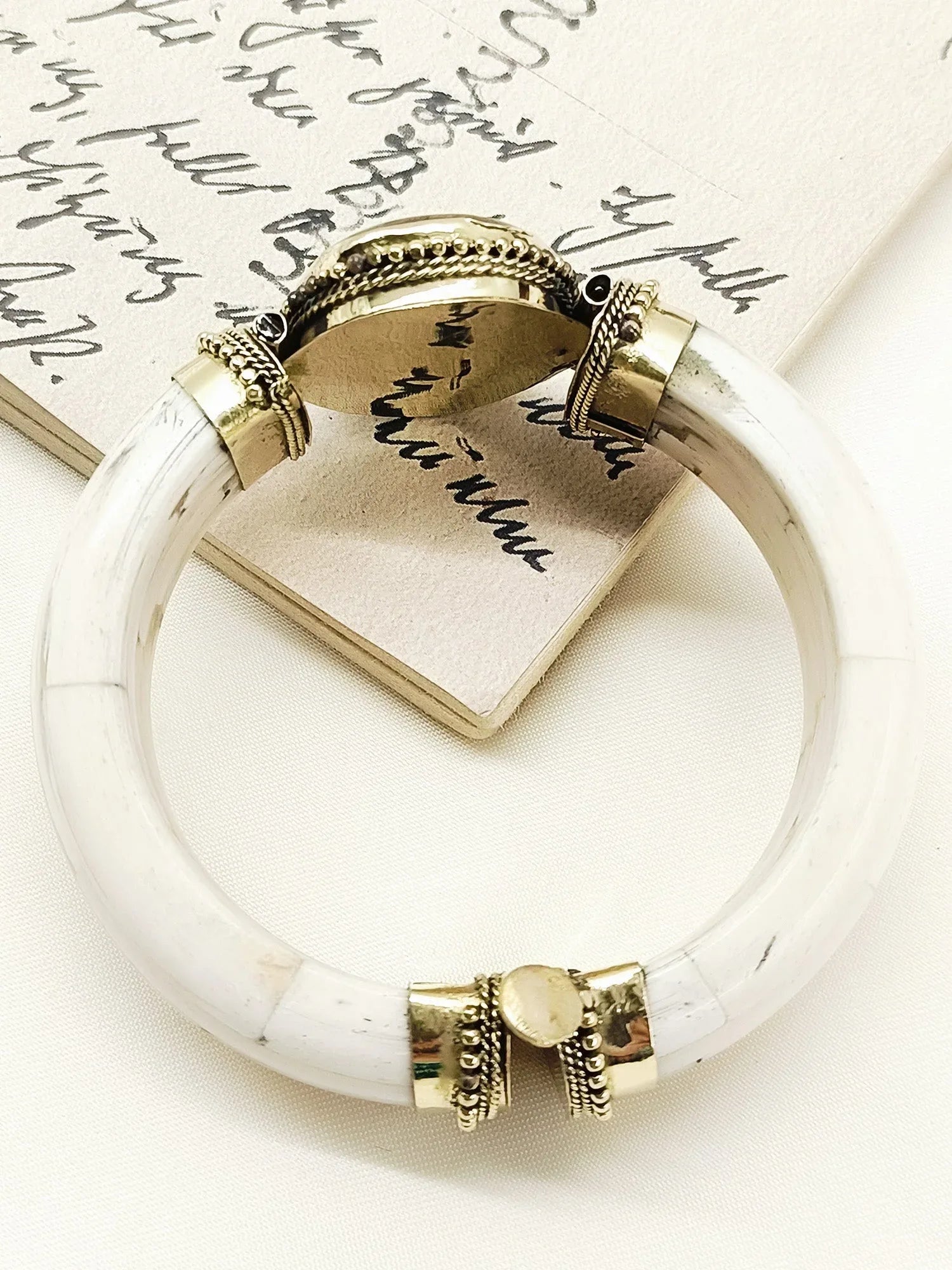 Harshiy White Bone Men's Bracelet