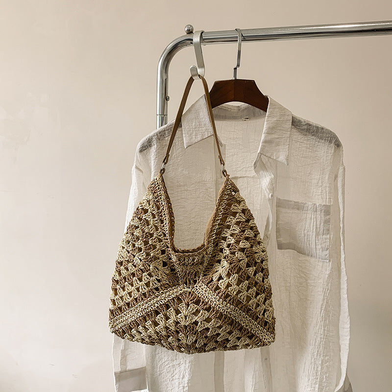 Blana | Tote Bag  - By Qivii