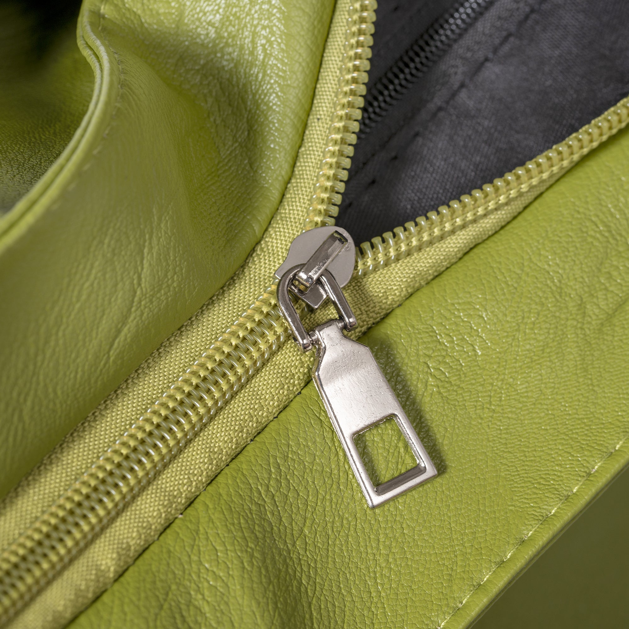 Jolya | Tote Bag  - By Qivii