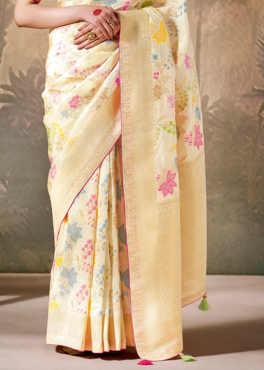 Cream White Munga Silk Saree with Zari work & Woven with Resham in Floral Motifs