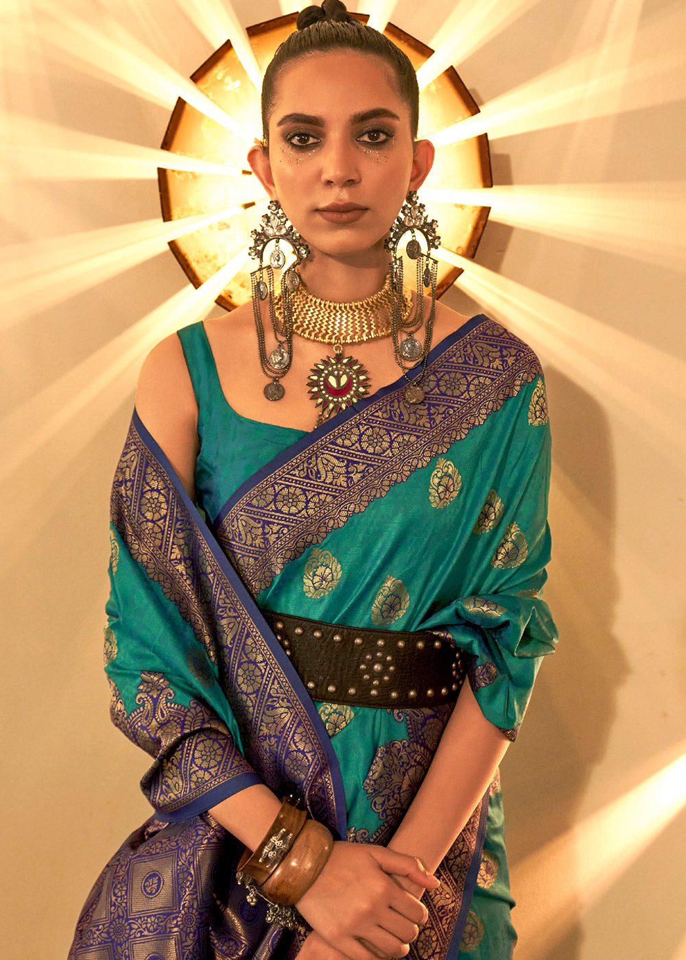 Greasy Green Handloom Woven Banarasi Silk Saree - qivii