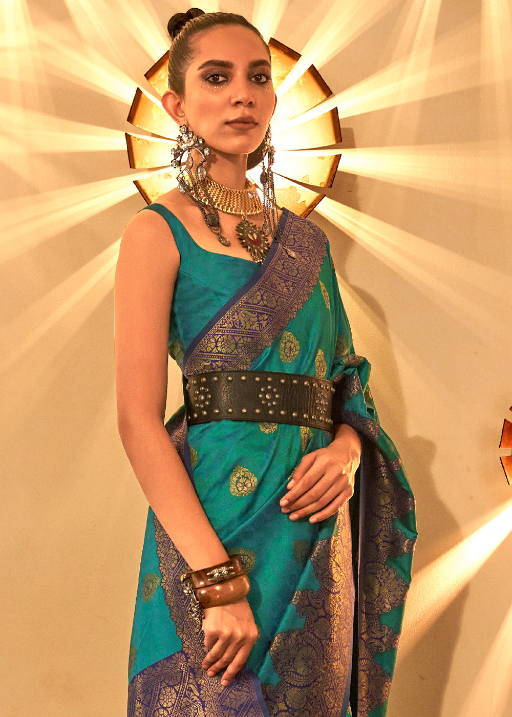 Greasy Green Handloom Woven Banarasi Silk Saree - qivii
