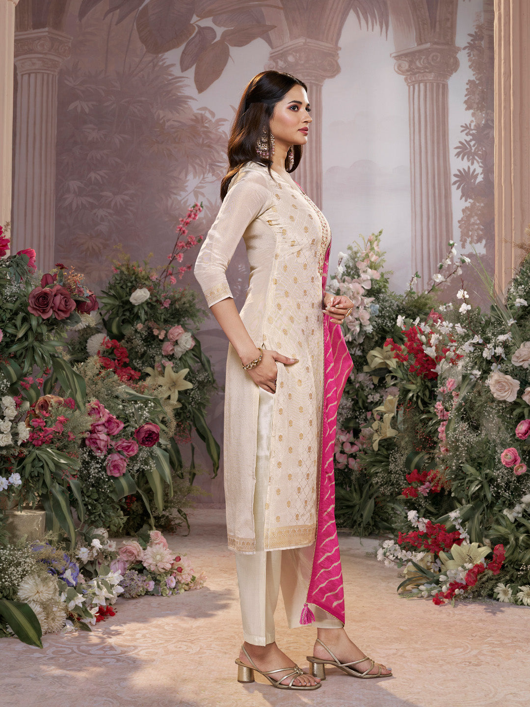 Cream Tissue Jacquard Kurta Set with Pink Contrast Digital Print Dupatta - qivii