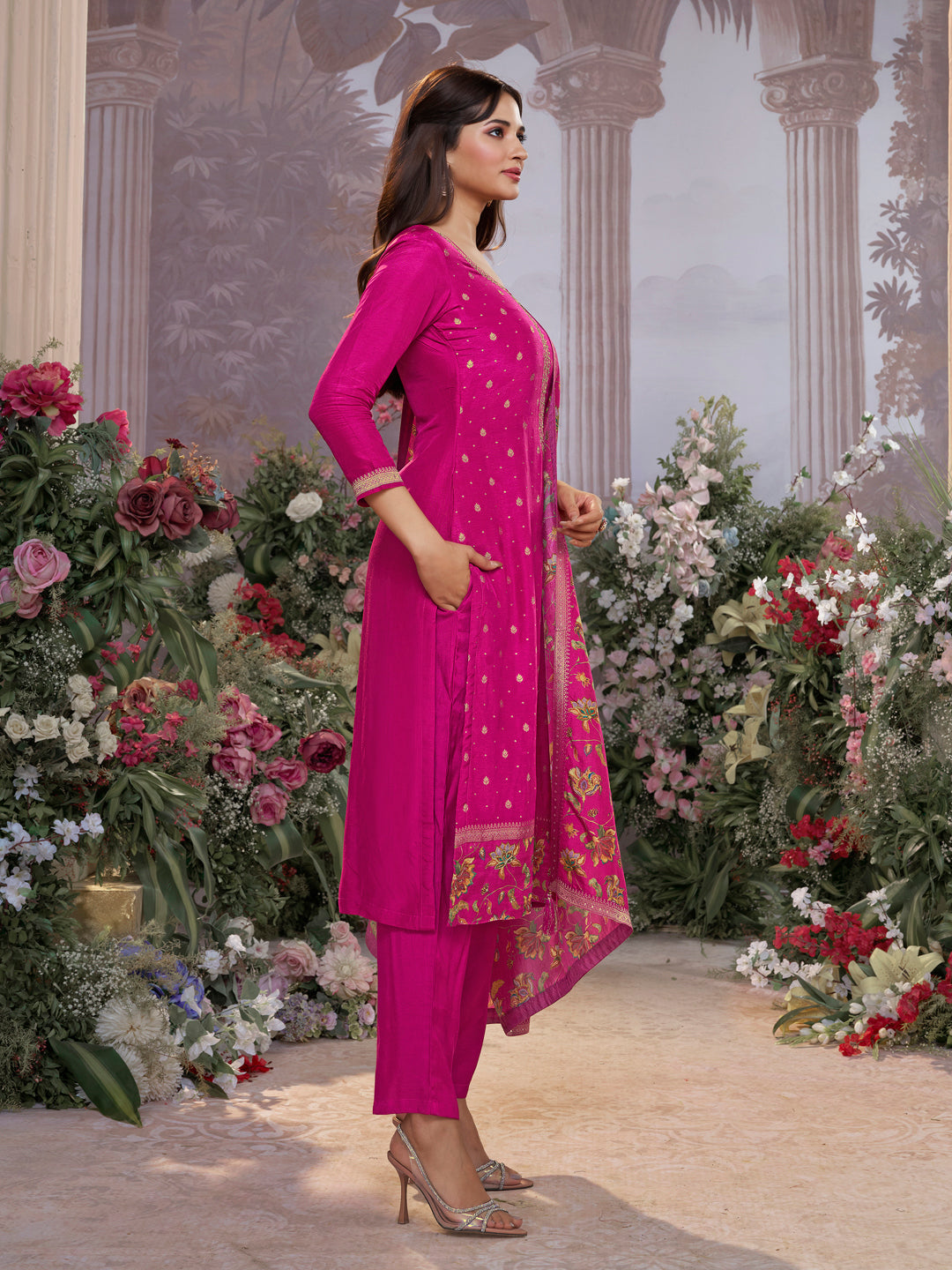 Pink Dola Silk Kurta Set with Jacquard Work, Paired with a Dola Silk Digital Printed Dupatta