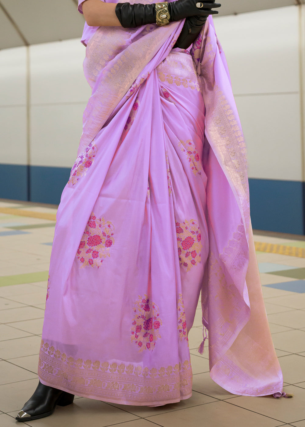 Lilac Purple Handloom Woven Banarasi Silk Saree