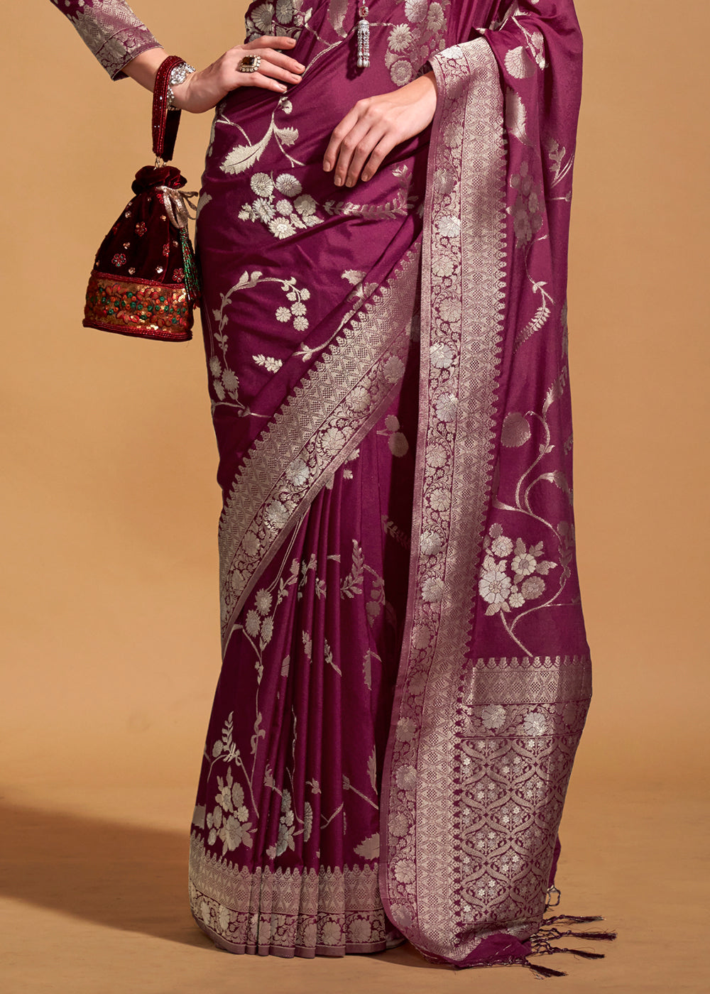 Cardinal Purple Floral Handloom Woven Georgette Silk Saree - qivii